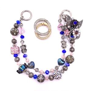 🩶🩷💙 Luxury Bag/Phone Chain Charm/Keychain COLORFUL FLOWER BOUQUET Bling Crystals